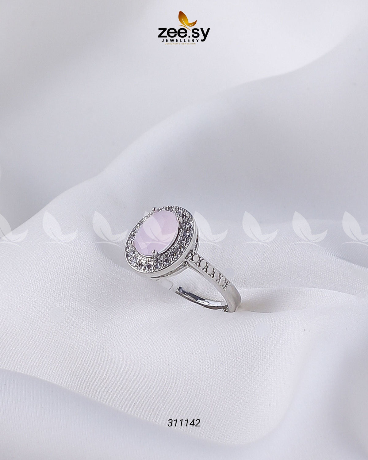 Lobelia Rings -  Zeesy Finger Ring - Original Designer Dress - House of Maryam