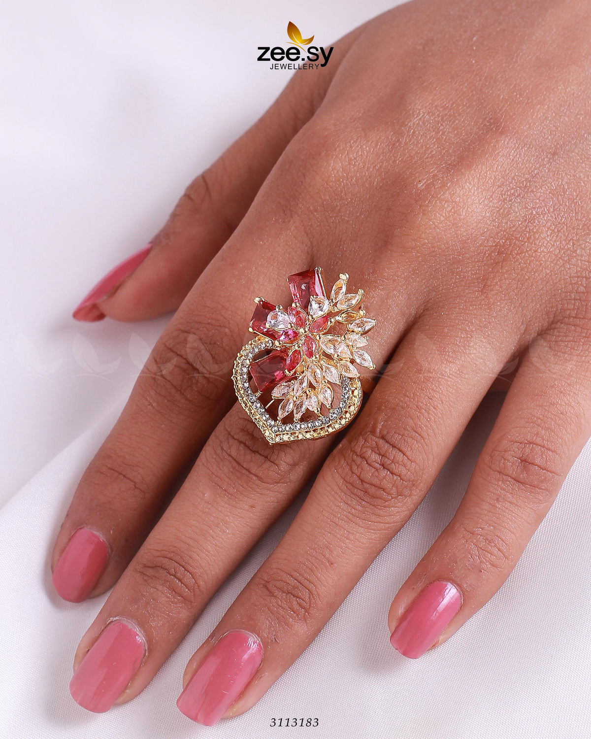 Hoya Rings -  Zeesy Finger Ring - Original Designer Dress - House of Maryam