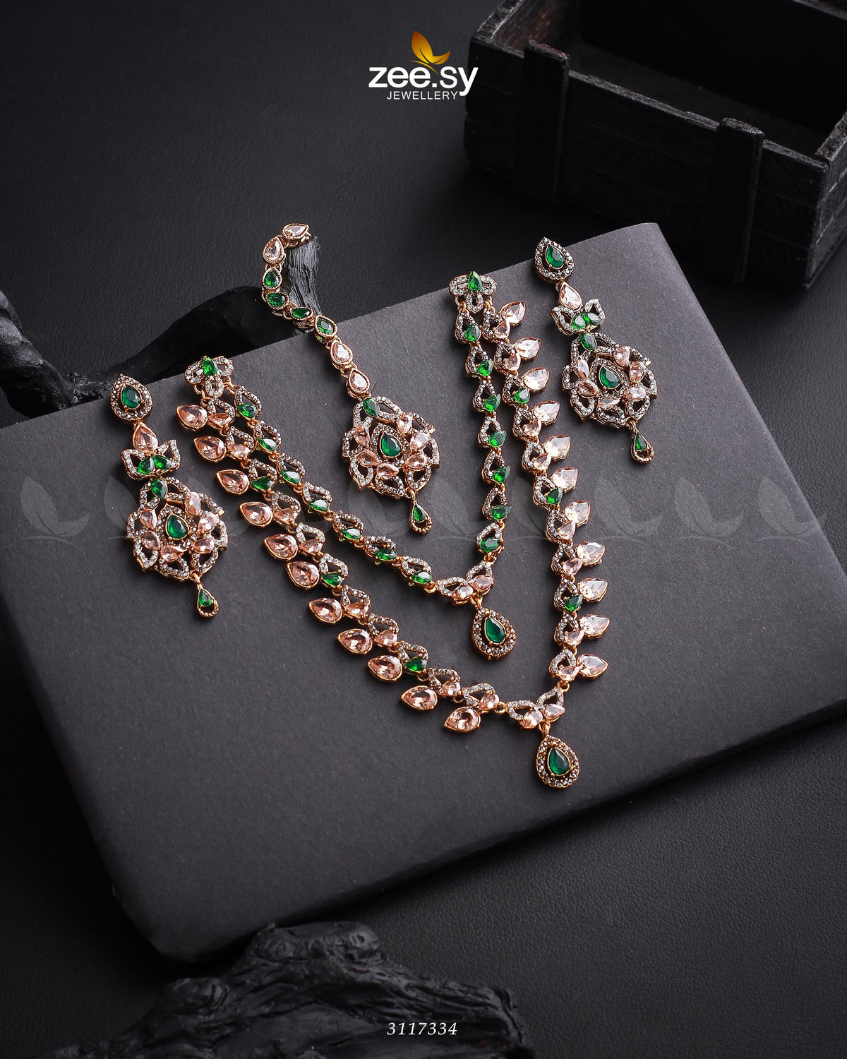 Urwa Hocane Necklace Set -  Zeesy Necklace Sets - Original Designer Dress - House of Maryam