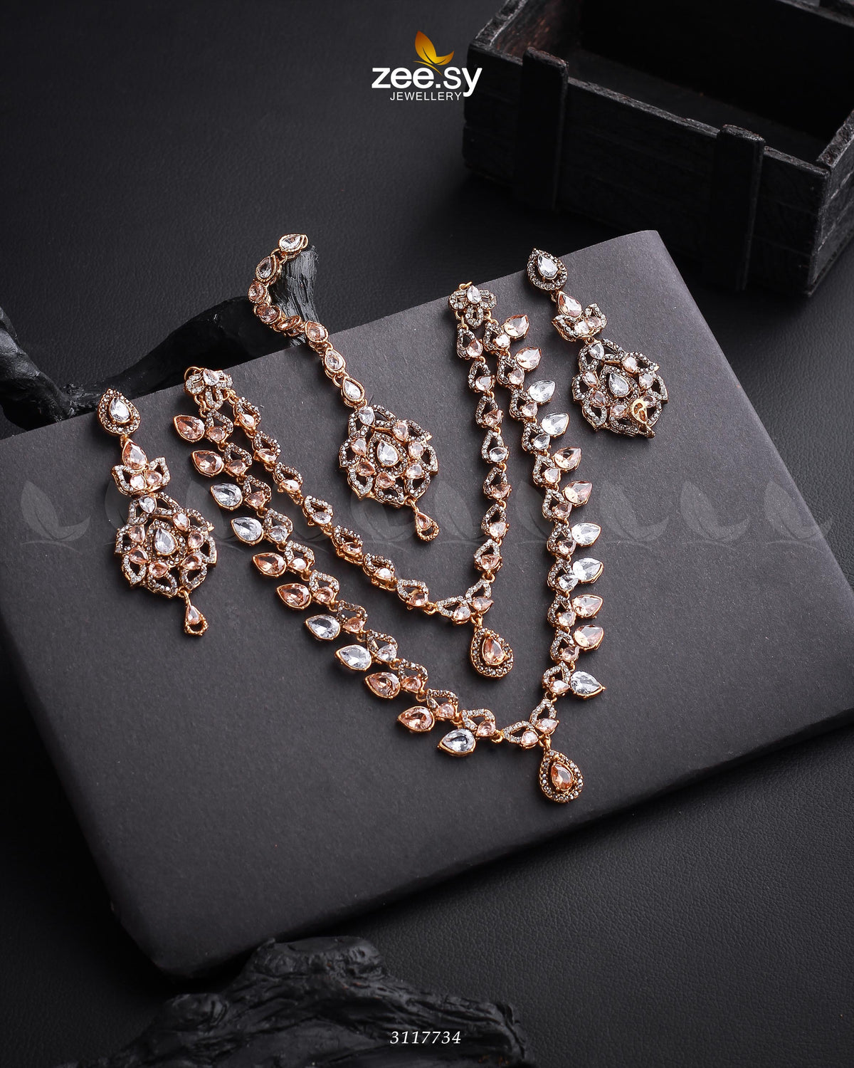 Urwa Hocane Necklace Set -  Zeesy Necklace Sets - Original Designer Dress - House of Maryam