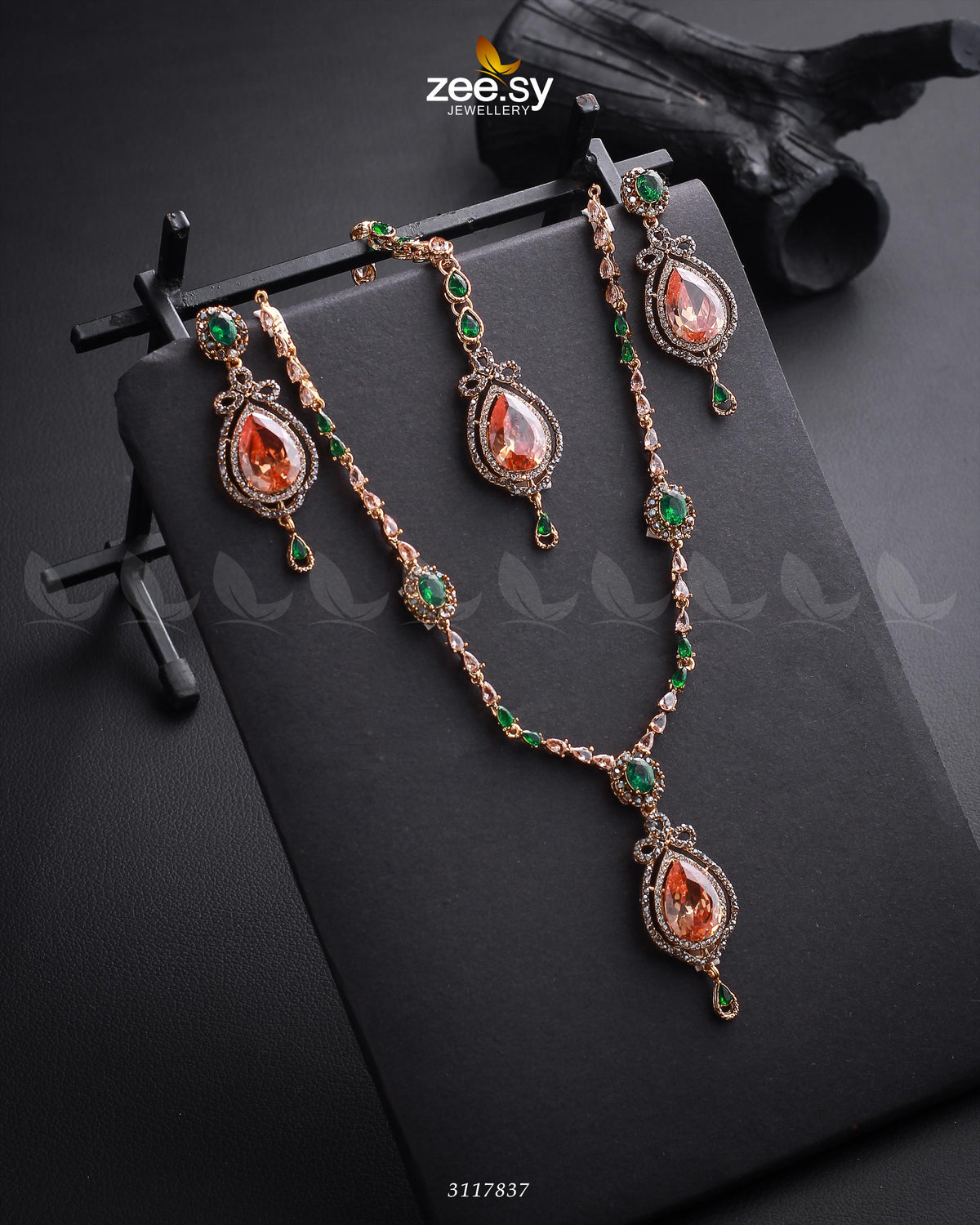 Syra Yousuf Necklace Set -  Zeesy Necklace Sets - Original Designer Dress - House of Maryam