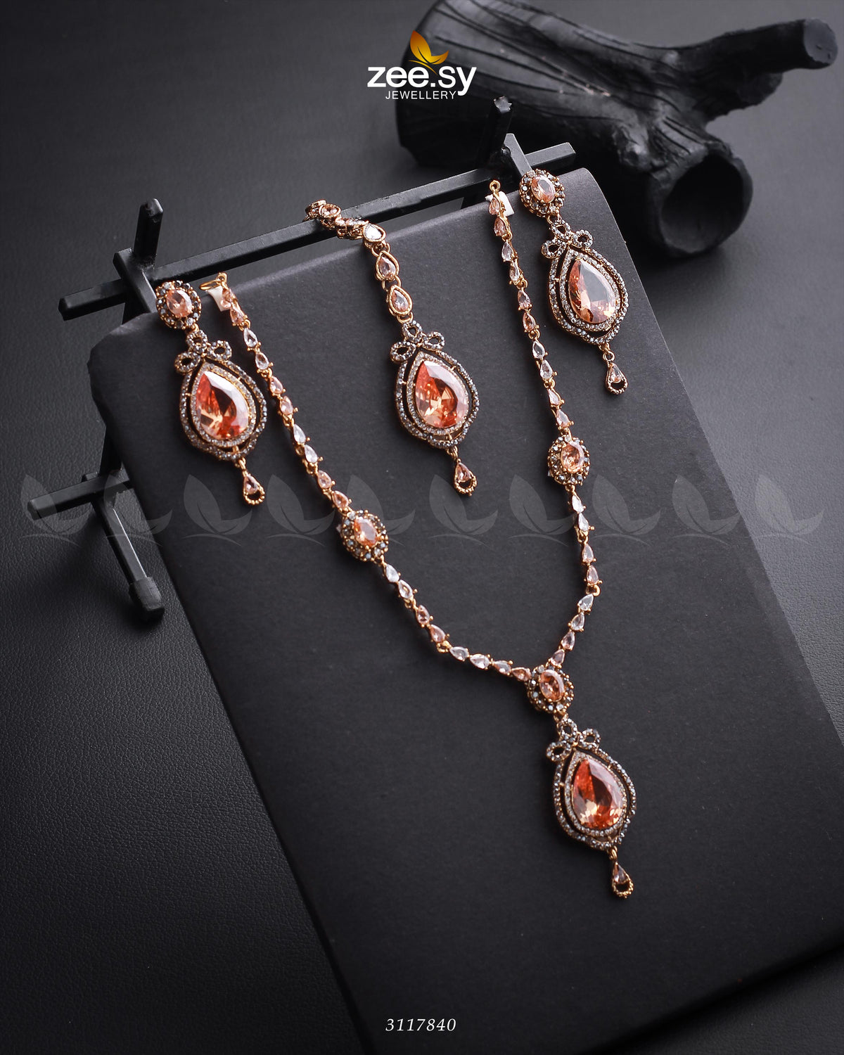 Syra Yousuf Necklace Set -  Zeesy Necklace Sets - Original Designer Dress - House of Maryam