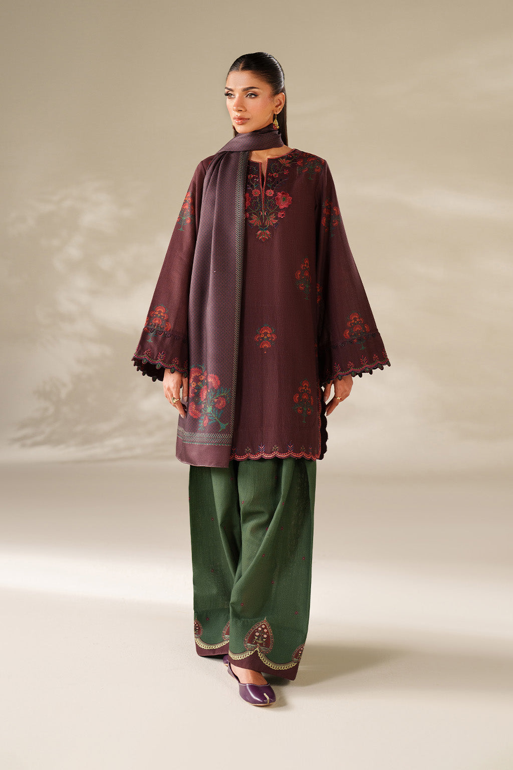 Iznik | Winter Chapter 25 | UE-562 Printed Khaddar, image 4