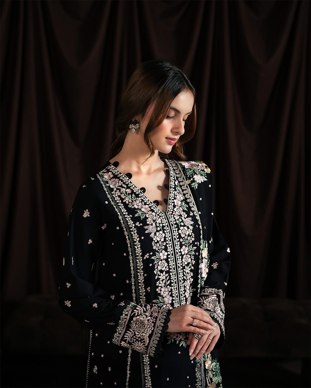 Neeshay | Winter Reverie | Velayne, image 4