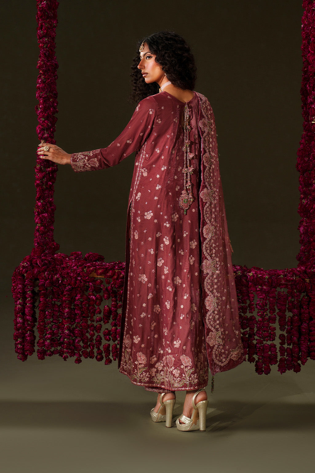 Iznik | Velvet 25 | IV-75 Embroidered Velvet, image 2