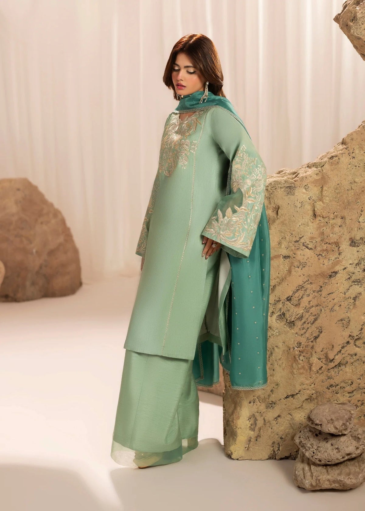 Jamnii | Silk Atelier Pret 26 | SEAFORM SUGAR, image 3
