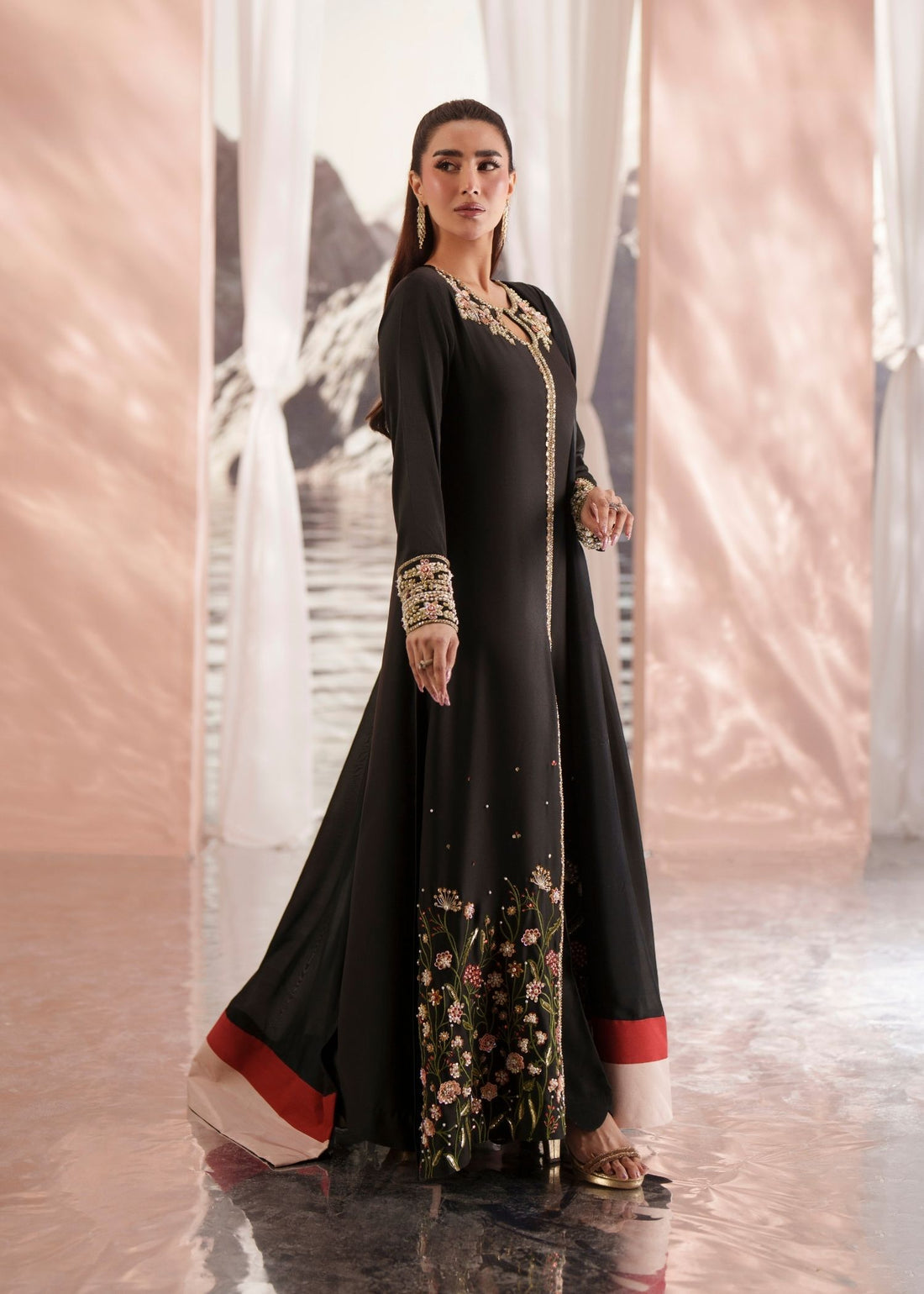 Mehak Yaqoob | Enchante Luxe Edit | MUSE-5