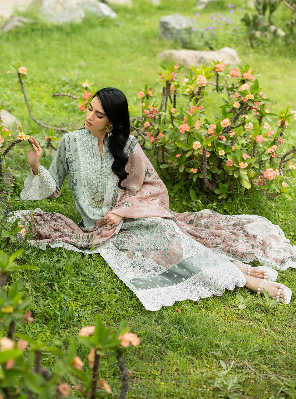 Zainab Chottani | Luxe Lawn 26 | Ivie - 13-9