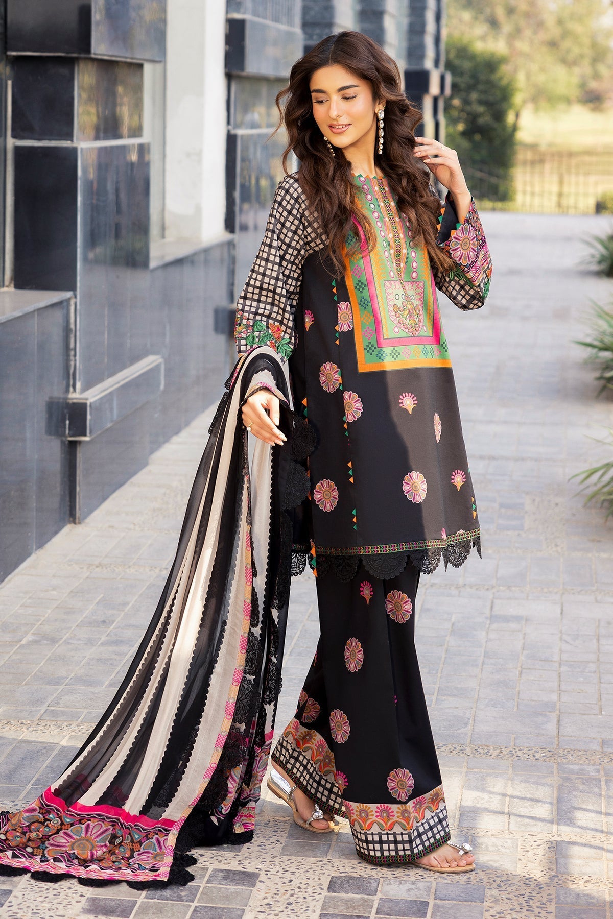 Charizma | Aniq Lawn | AN6-04-2