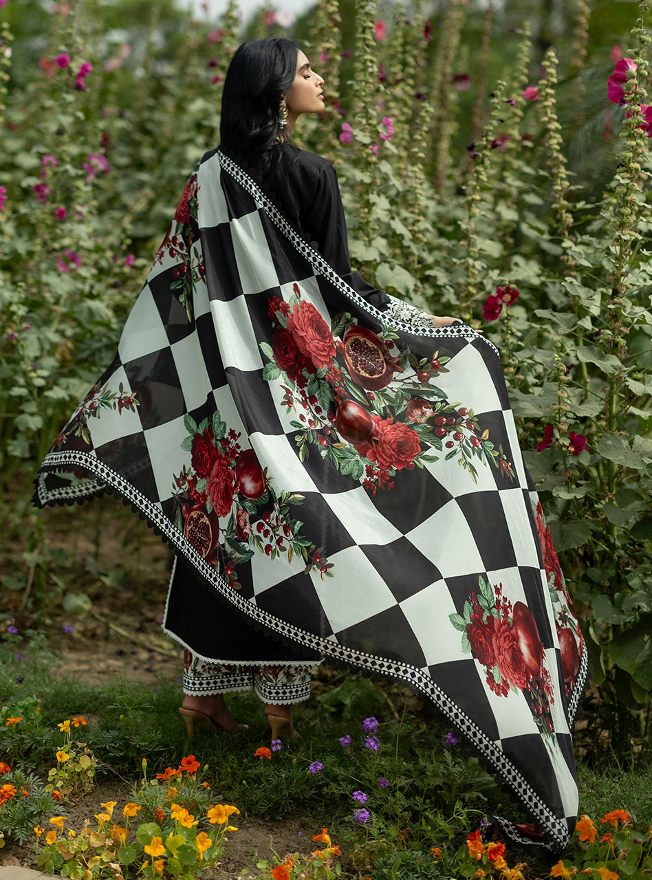 Zainab Chottani | Luxe Lawn 26 | Fia - 03, image 2