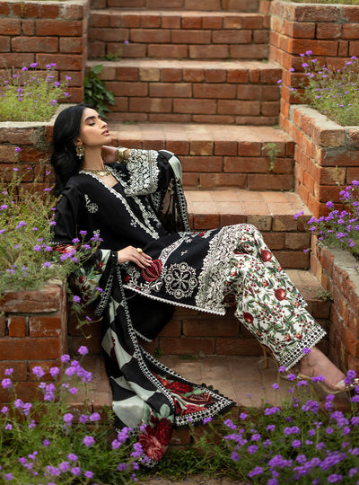 Zainab Chottani | Luxe Lawn 26 | Fia - 03