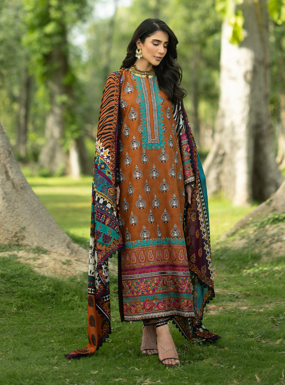 Zainab Chottani | Luxe Lawn 26 | Erin - 11
