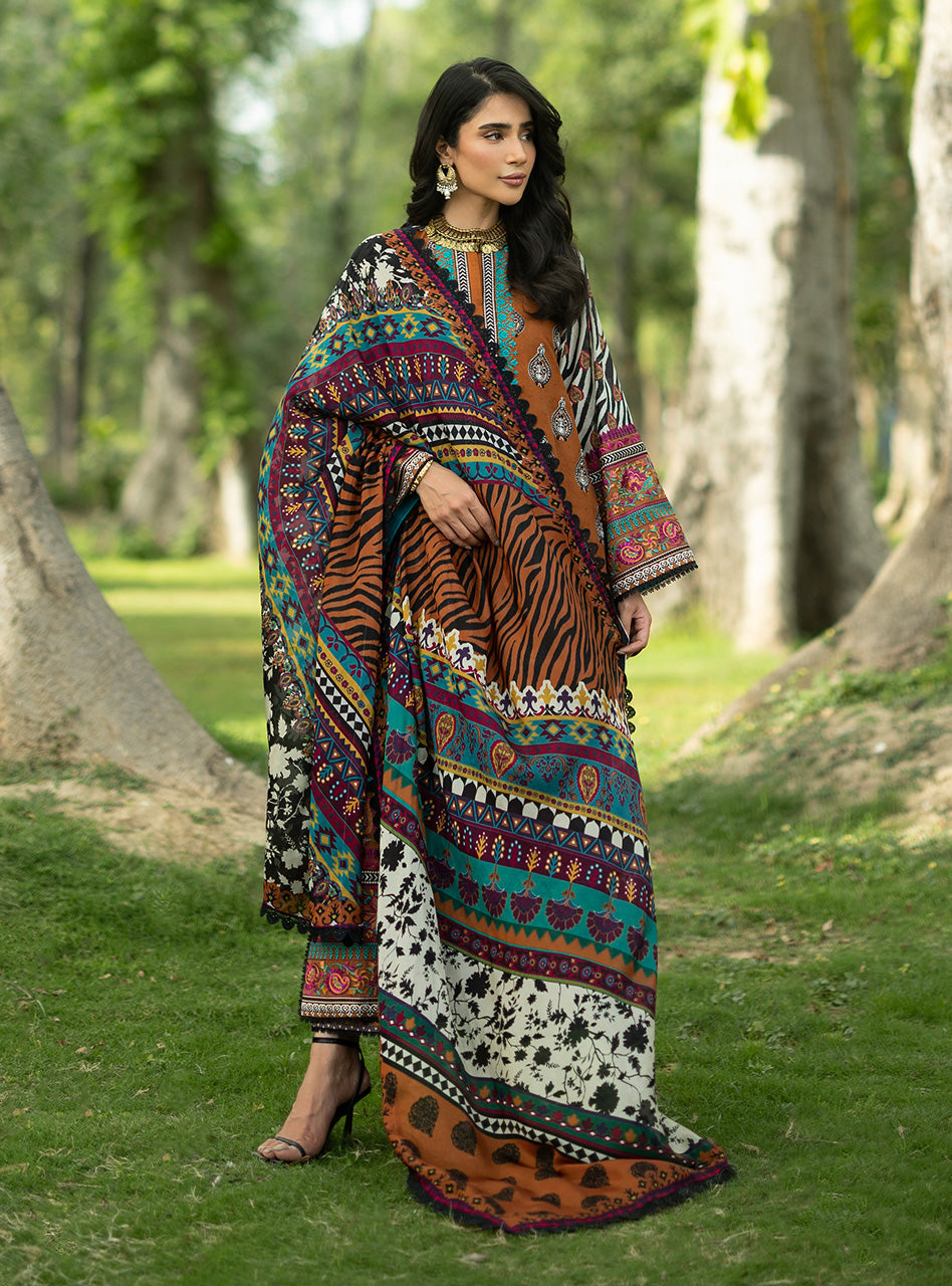Zainab Chottani | Luxe Lawn 26 | Erin - 11, image 8