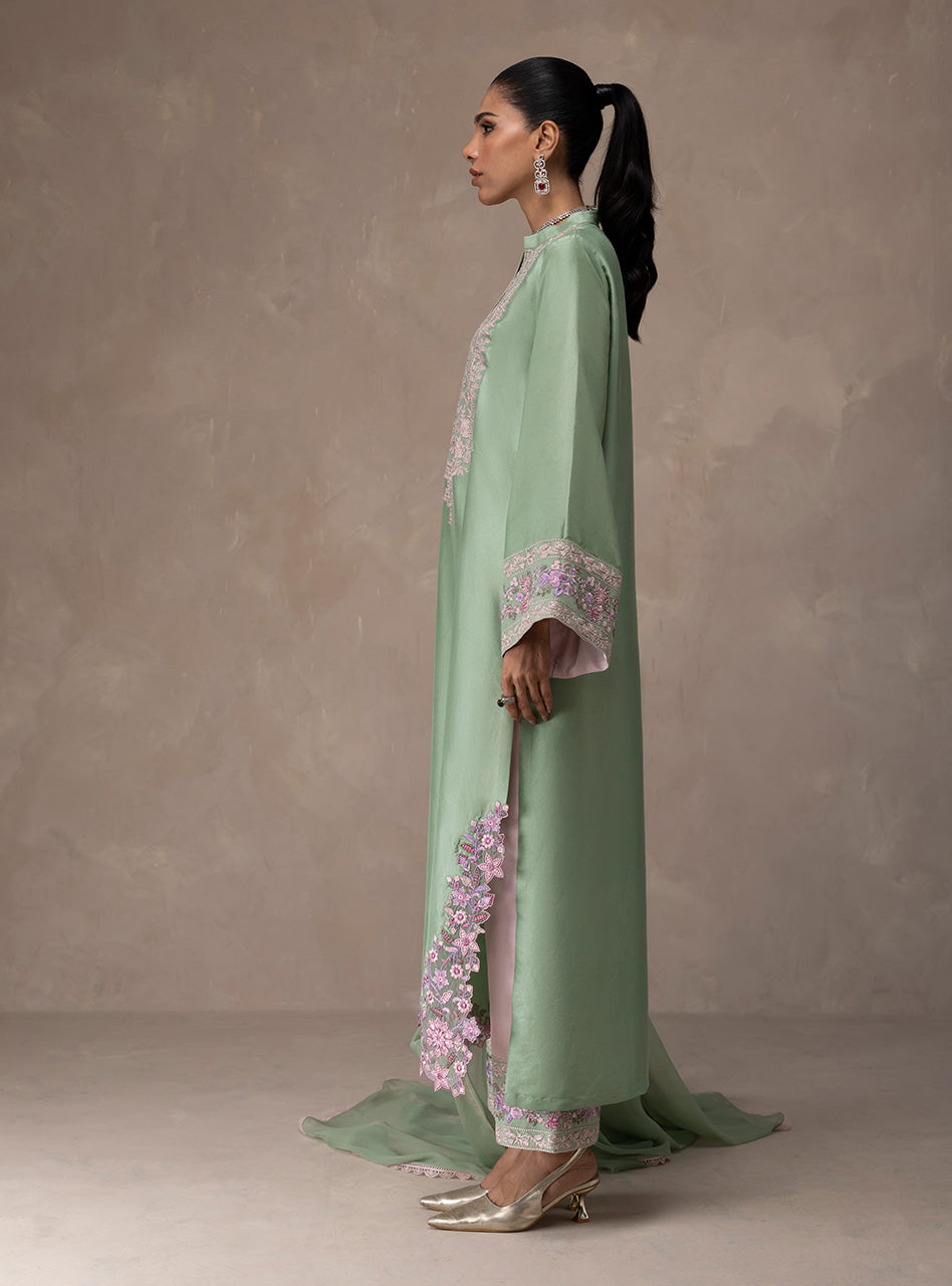 Zainab Chottani | Eid Edit 26 | Mint Bloom-4