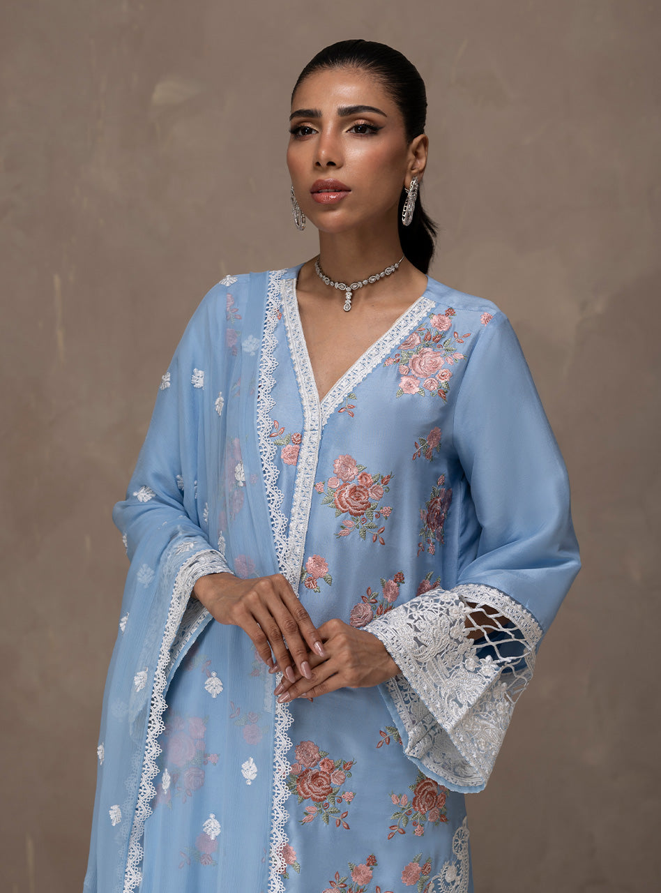 Zainab Chottani | Eid Edit 26 | Ice Flora-3
