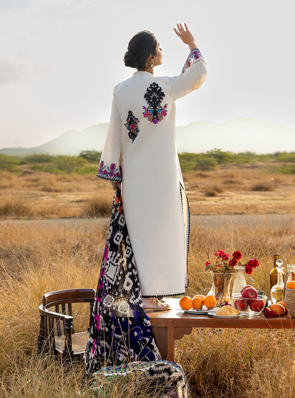Zainab Chottani | Spring Summer Lawn 26 | Nivara 17, image 3