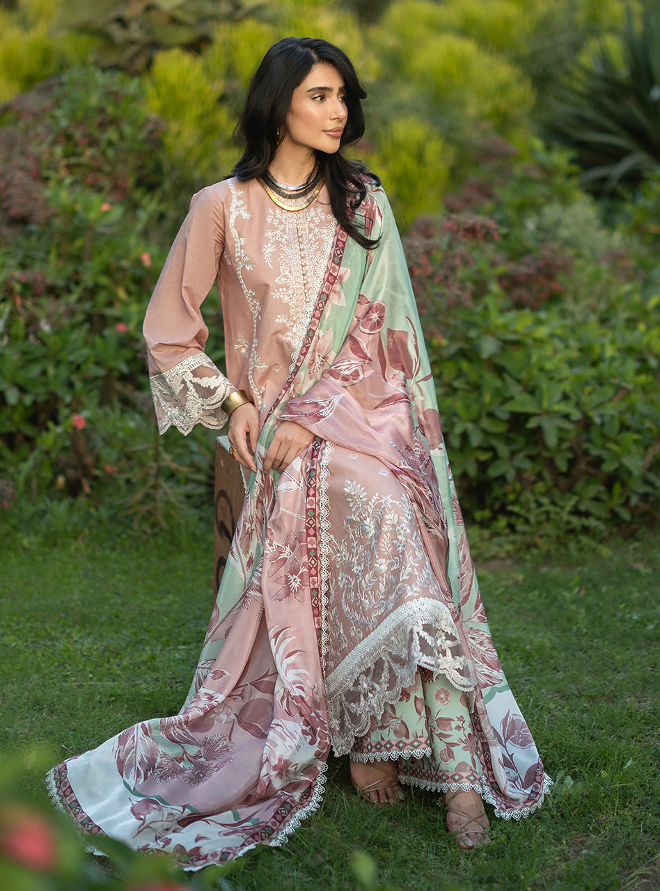 Zainab Chottani | Luxe Lawn 26 | Esme - 02, image 10