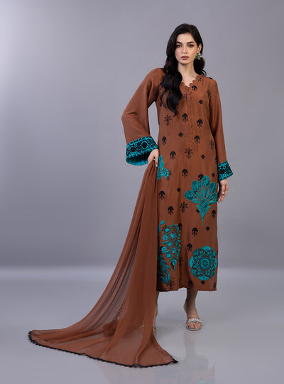 Zainab Chottani | Ramadan Edit 26 | Terra Luxe, image 5