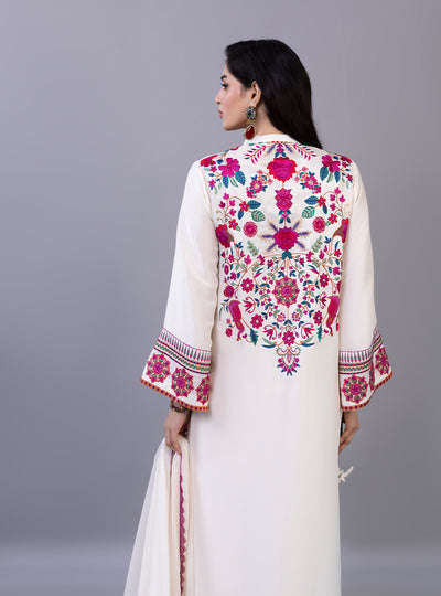 Zainab Chottani | Ramadan Edit 26 | Pristine Flora, image 5