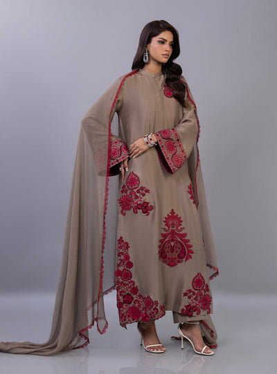 Zainab Chottani | Ramadan Edit 26 | Taupe Royale