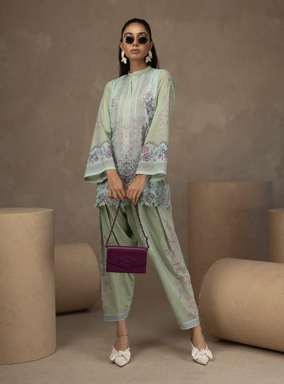 Zainab Chottani | Zahra Spring Edit 26 | Evie
