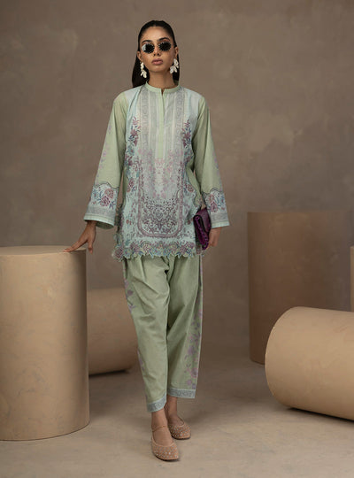 Zainab Chottani | Zahra Spring Edit 26 | Evie