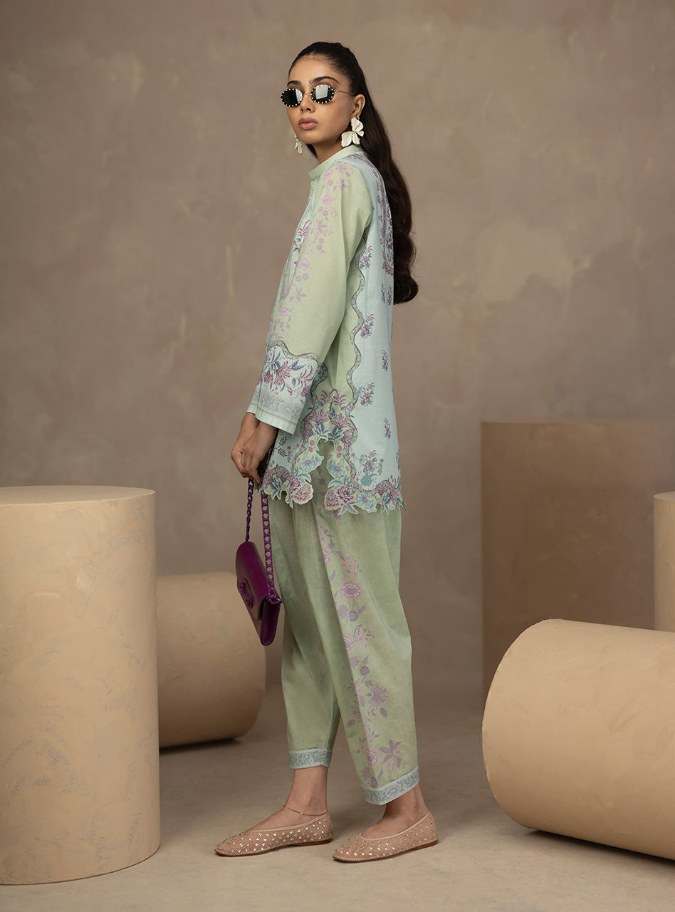 Zainab Chottani | Zahra Spring Edit 26 | Evie, image 4