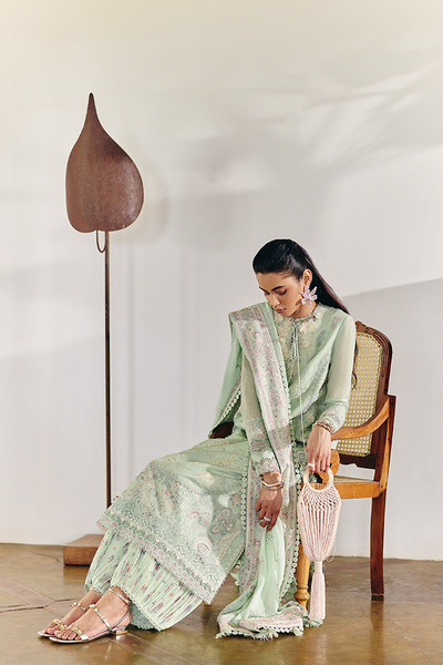 Suffuse Naire mint green shirt and pants, photo 4