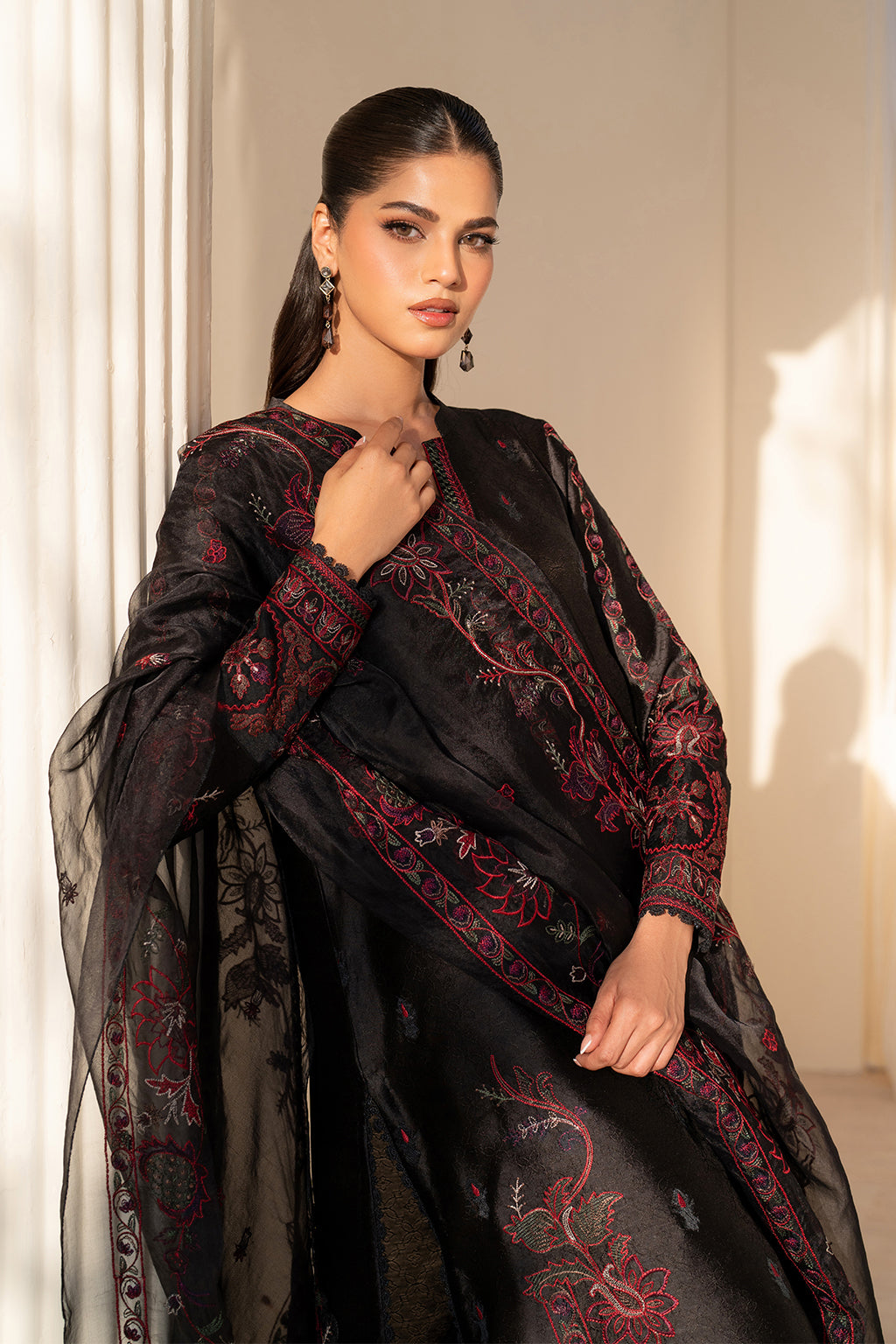 Iznik | Festive Formal | UE-434 Embroidered Pure silk, image 4