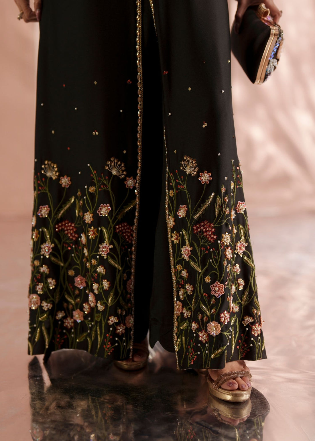Mehak Yaqoob | Enchante Luxe Edit | MUSE-6