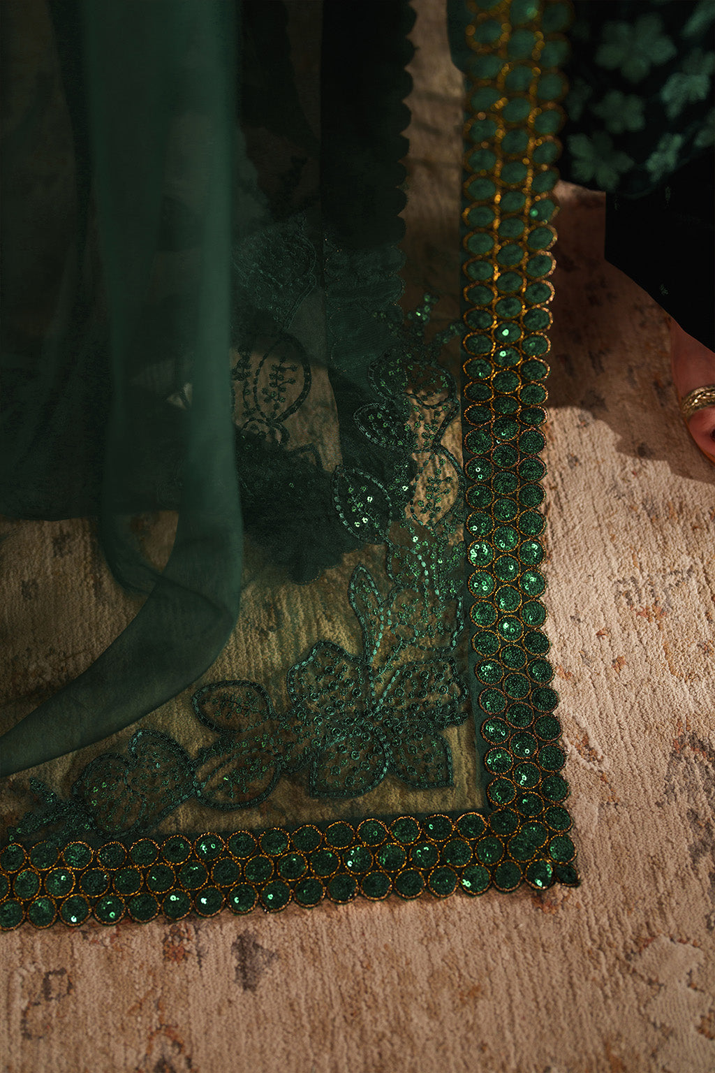 Iznik | Velvet 25 | IV-60 Embroidered Velvet, image 9