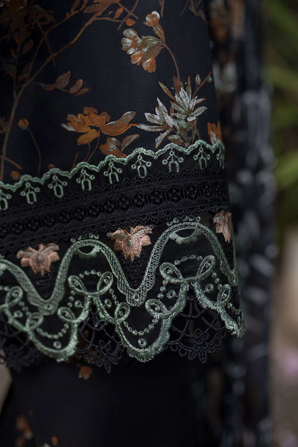 Sobia Nazir | Basics 25 | Design 3B -  Sobia Nazir Ladies Clothes - Original Designer Dress - House of Maryam