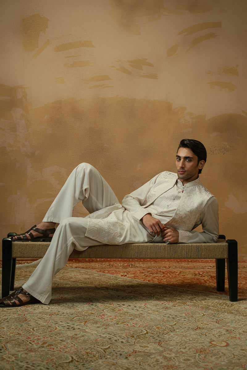 Republic By Omar Farooq | Luxury Rtw | 'Fateh' Waistcoat -  Republic by Omar Farooq Luxury RTW - Original Designer Dress - House of Maryam
