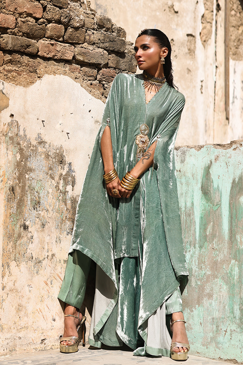 Wardha Saleem | Pure Velvet 25 |Kyra-5