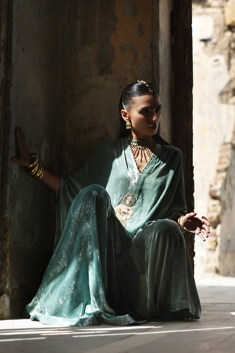 Wardha Saleem | Pure Velvet 25 |Kyra-6