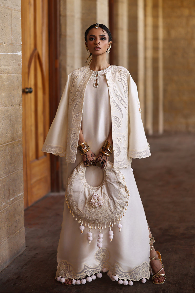 Wardha Saleem | Aari Collection 26 | Roha, image 6