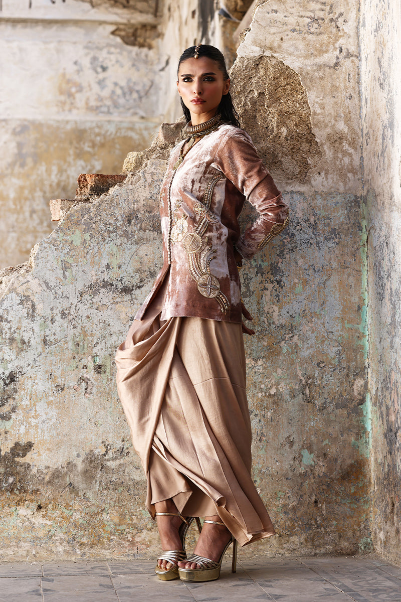 Wardha Saleem | Pure Velvet 25 | Nuha-3