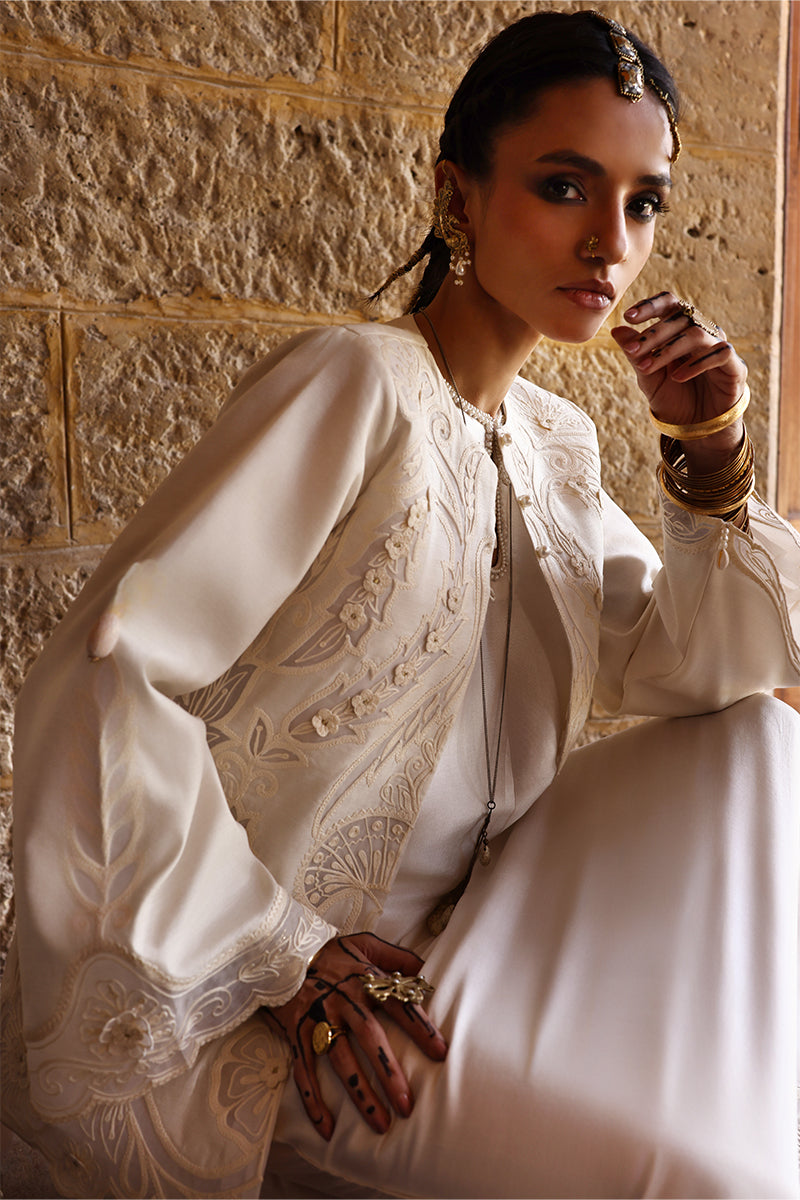 Wardha Saleem | Aari Collection 26 | Roha-4