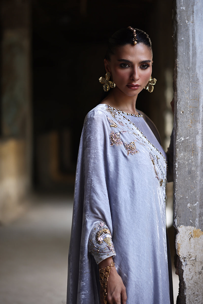 Wardha Saleem | Pure Velvet 25 | Viro-4