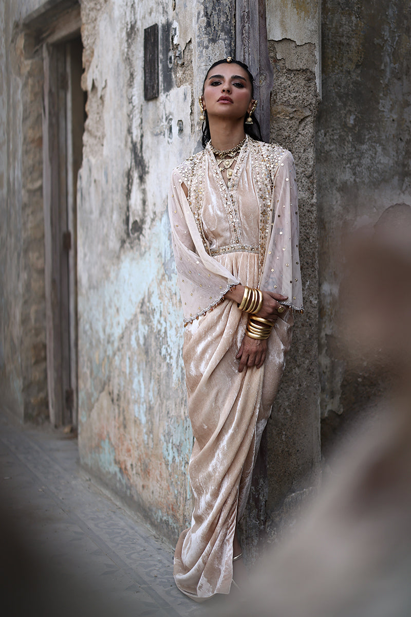 Wardha Saleem | Pure Velvet 25 | Sira, image 6