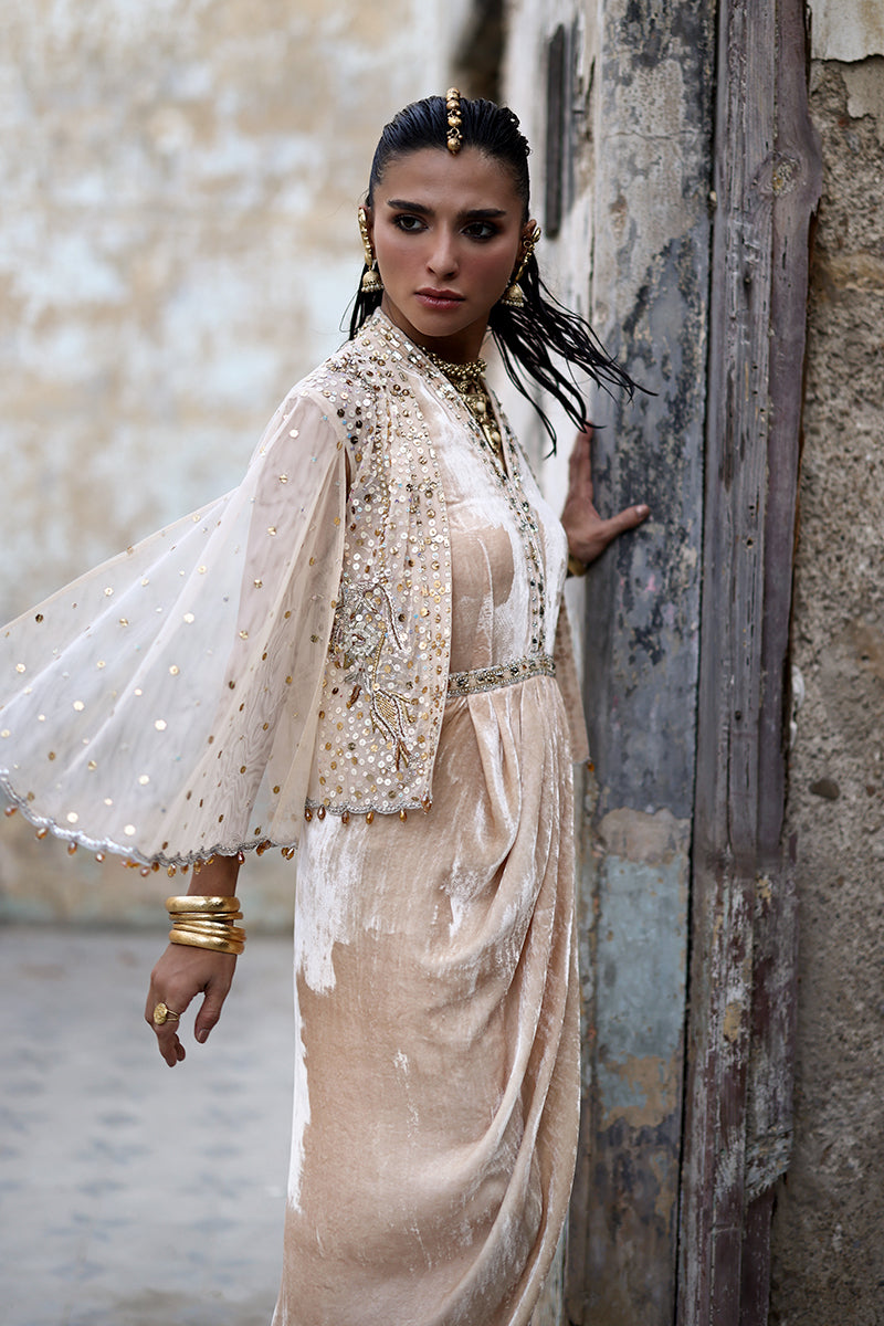 Wardha Saleem | Pure Velvet 25 | Sira, image 3