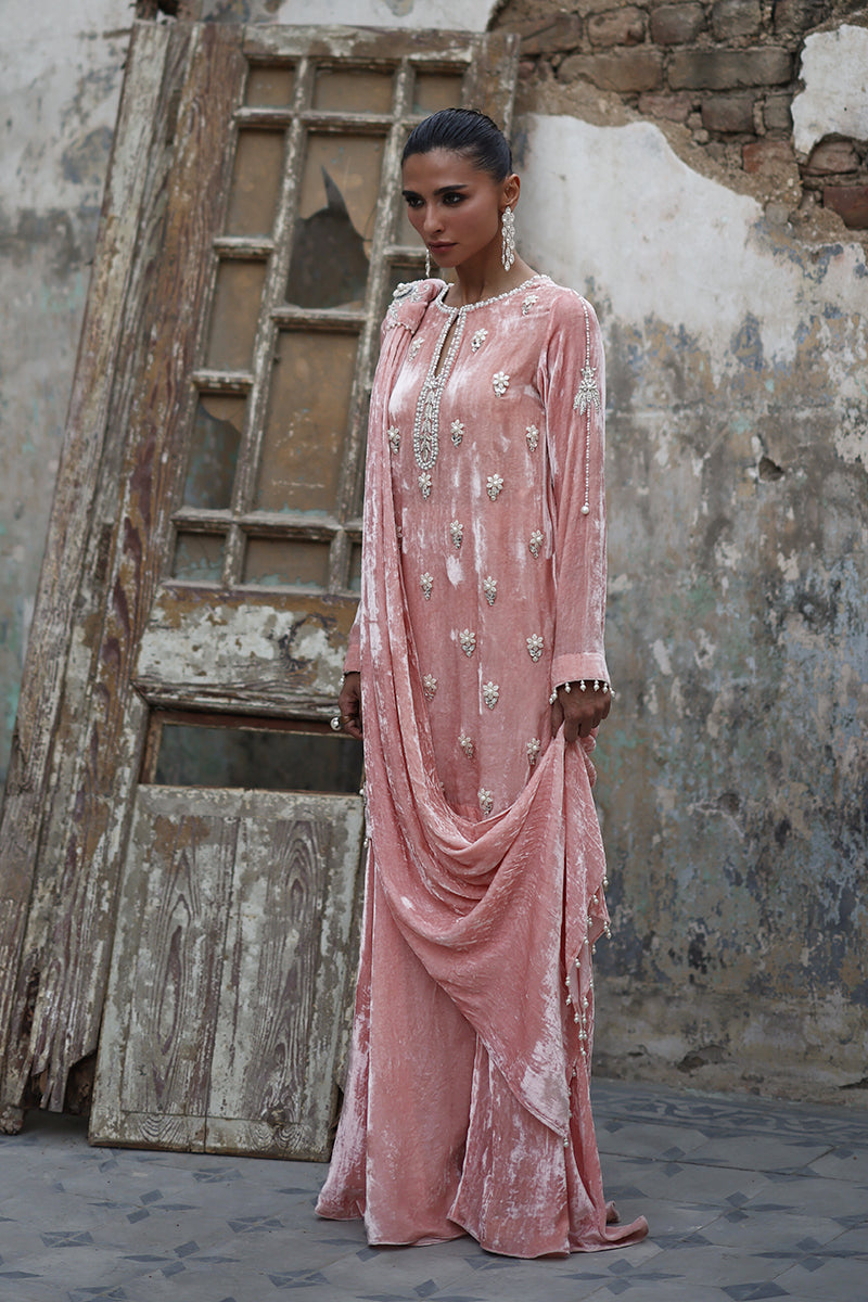Wardha Saleem | Pure Velvet 25 | Zynia-2