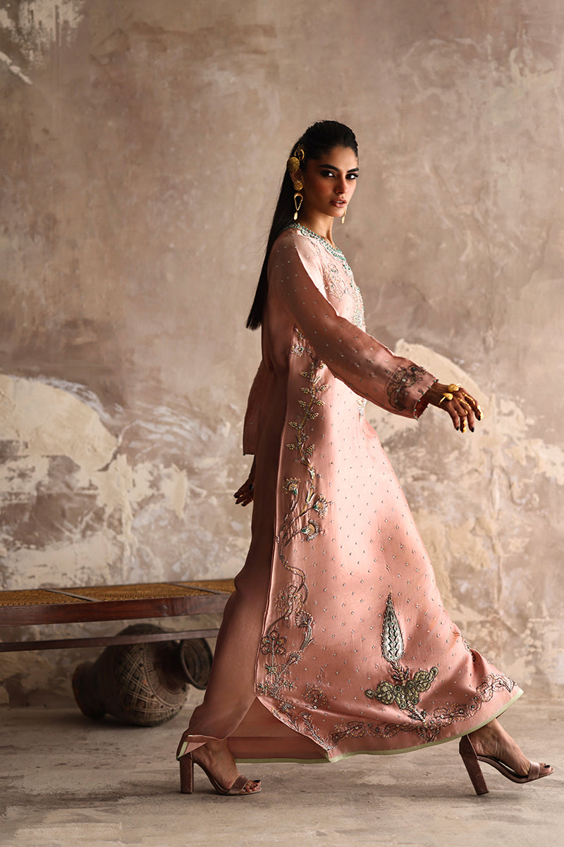 Wardha Saleem | Layla Formals 25 | Gulrukh-4