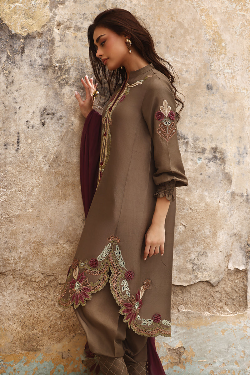 Wardha Saleem | Zimal Luxury Eid Edit 26 | Afsaneh-6