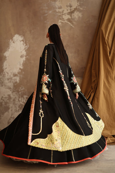 Wardha Saleem | Layla Formals 25 | Mehreb
