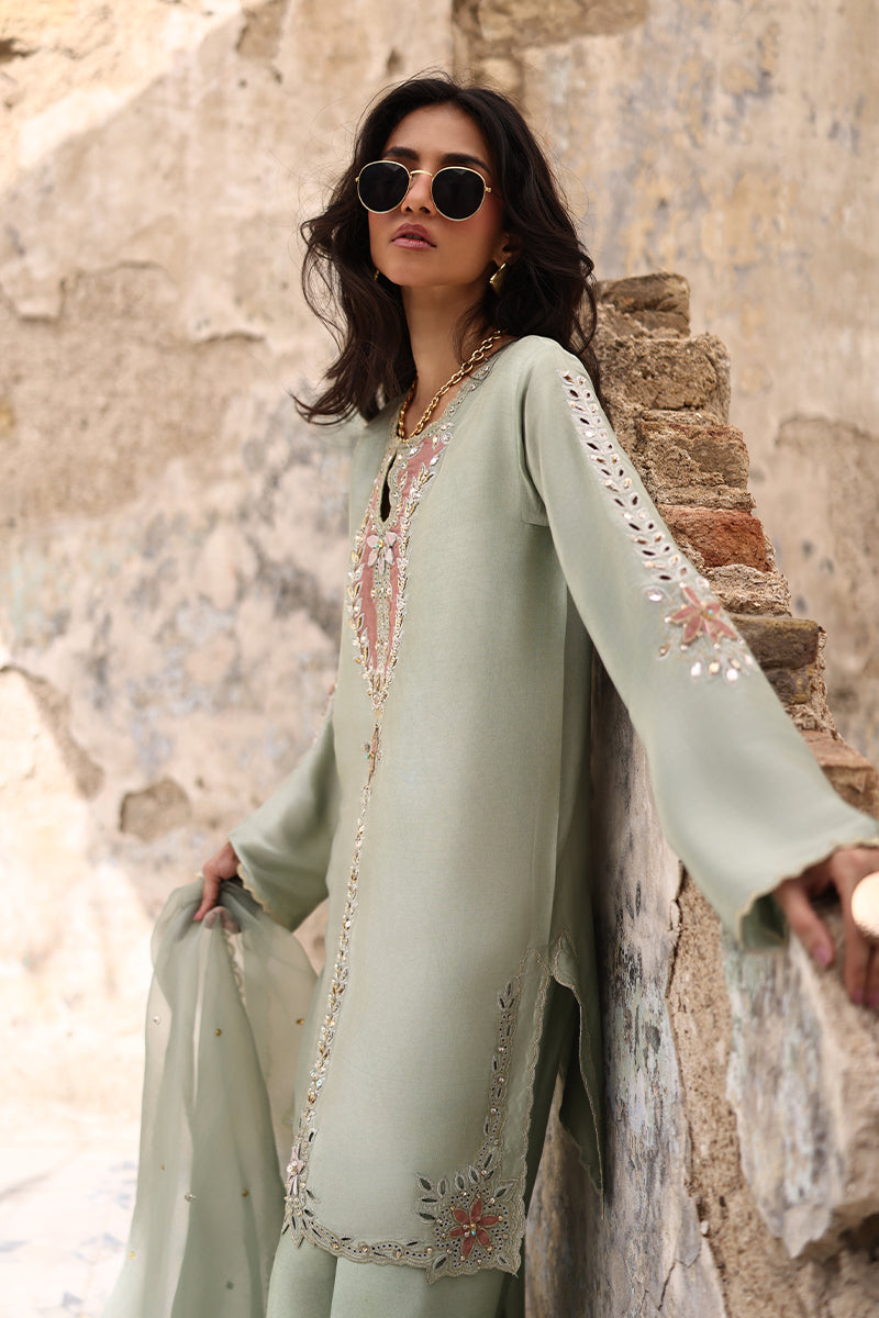 Wardha Saleem | Zimal Luxury Eid Edit 26 |Kiran-7