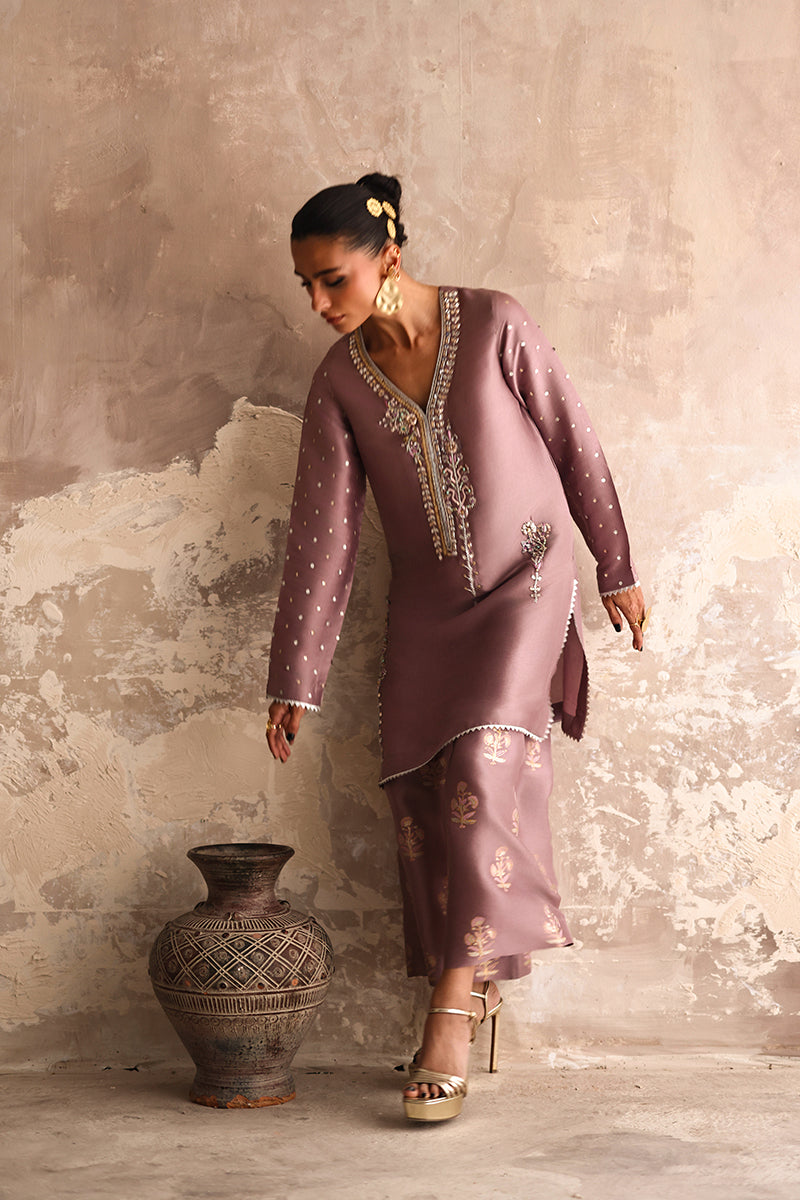 Wardha Saleem | Layla Formals 25 | Zuhal, image 4