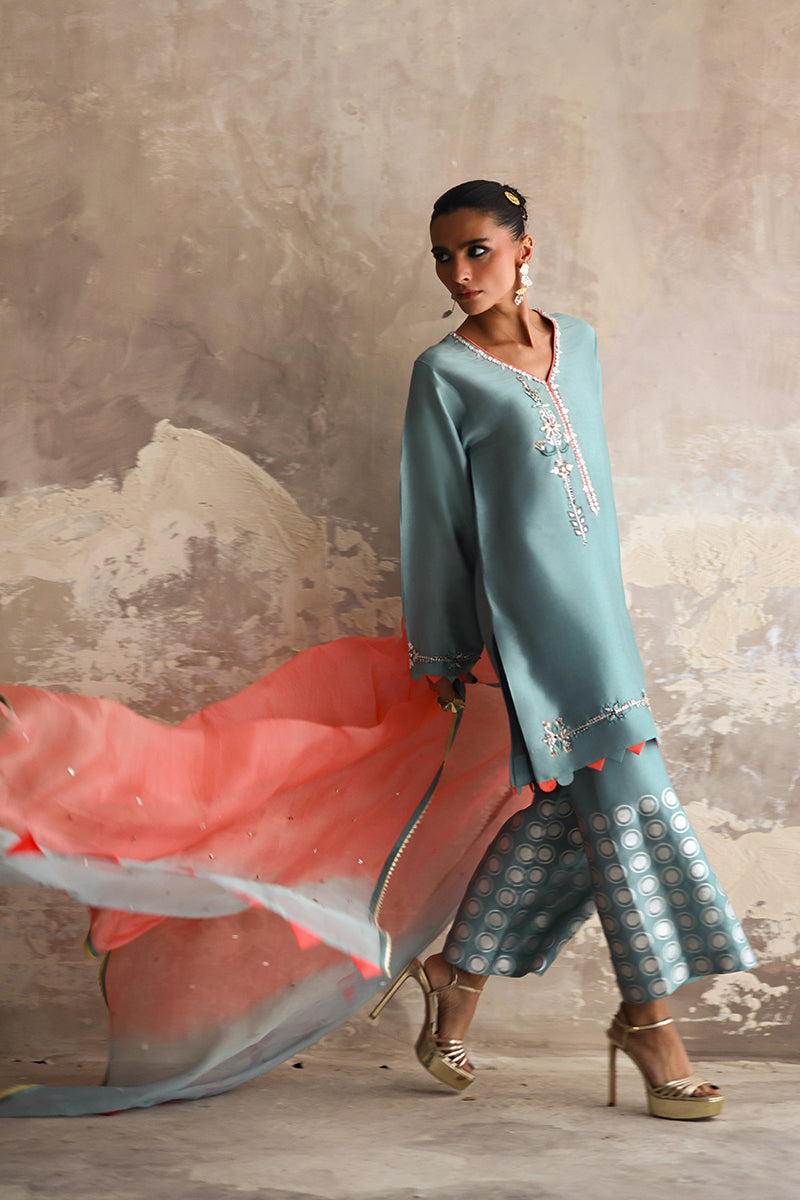 Wardha Saleem | Layla Formals 25 | Firoza-5
