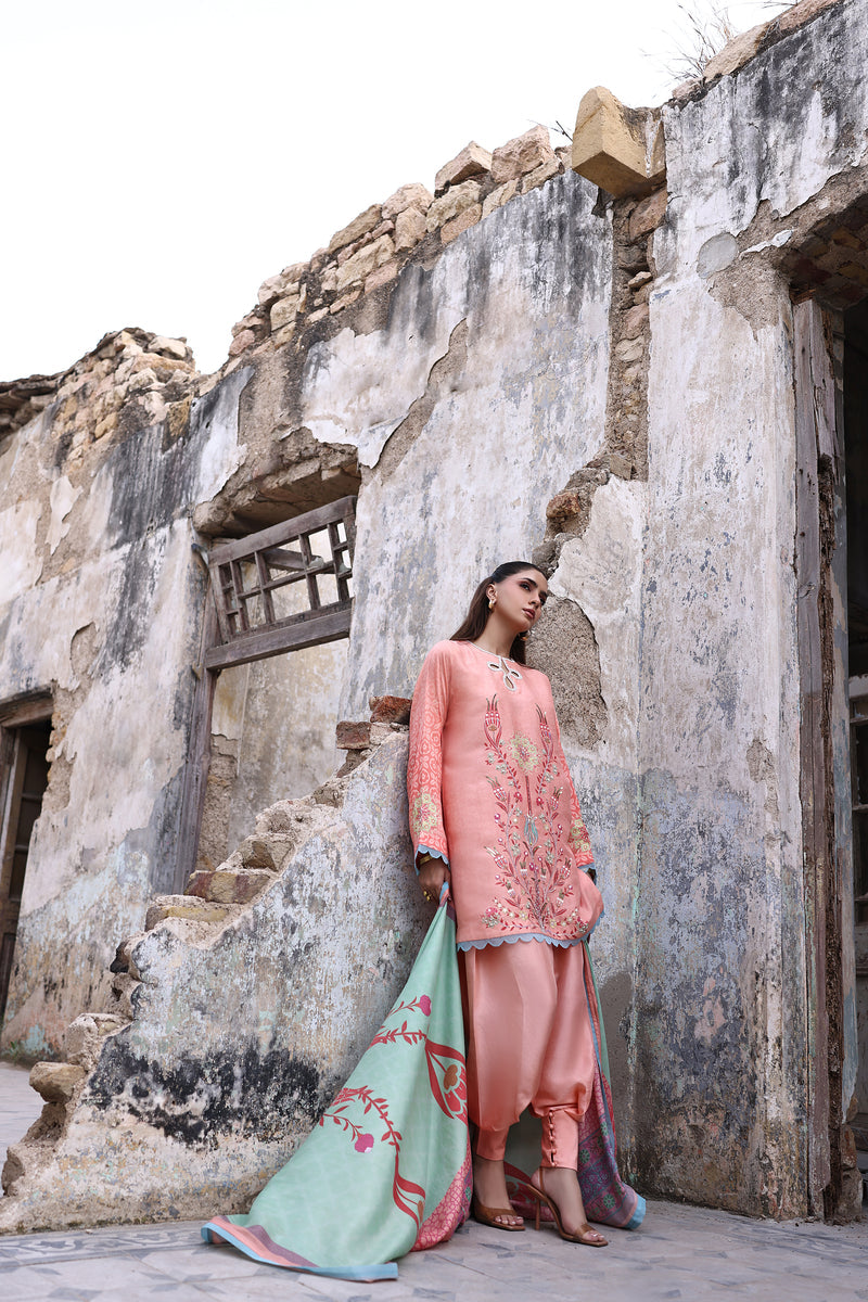 Wardha Saleem | Zimal Luxury Eid Edit 26 | Amal'E 2, image 6