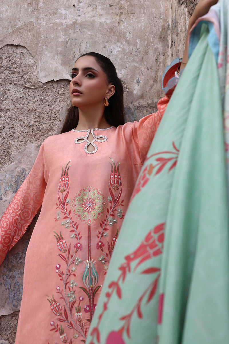 Wardha Saleem | Zimal Luxury Eid Edit 26 | Amal'E 2, image 7